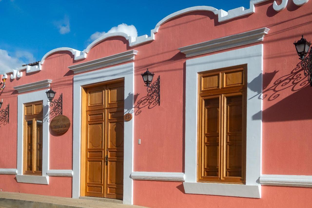 Tierra Alta Hostal San Cristobal de las Casas Exterior photo