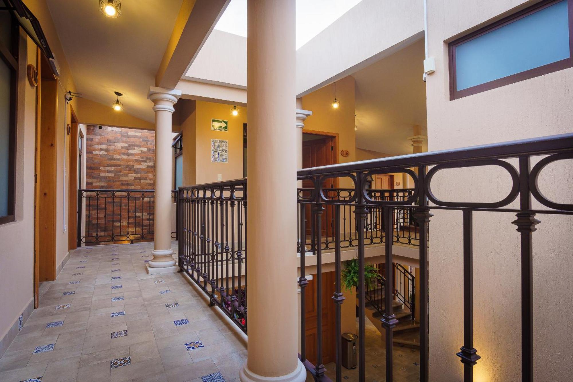 Tierra Alta Hostal San Cristobal de las Casas Exterior photo