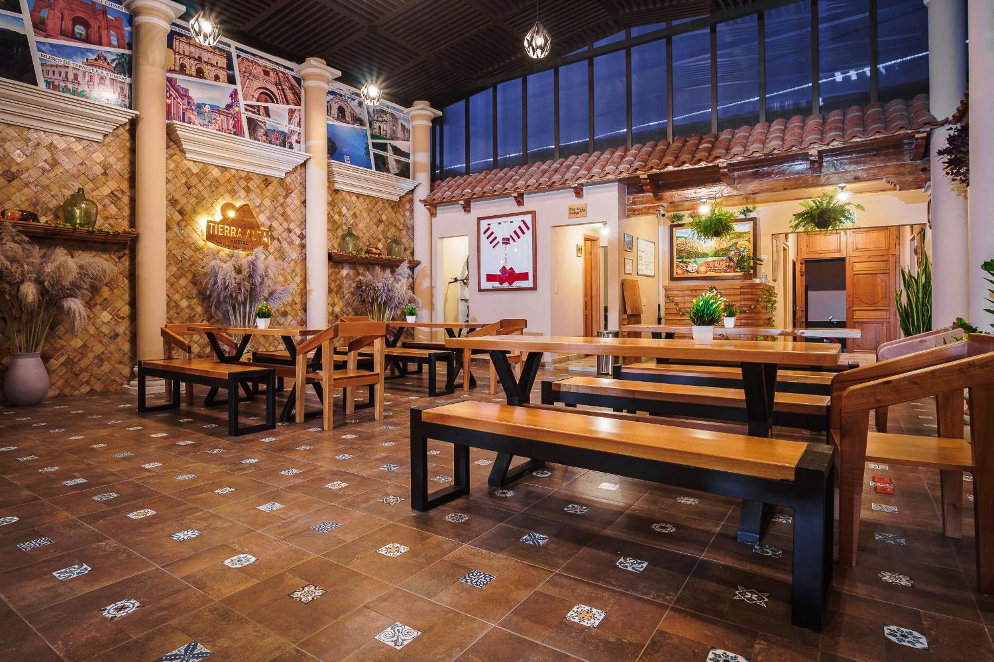 Tierra Alta Hostal San Cristobal de las Casas Exterior photo